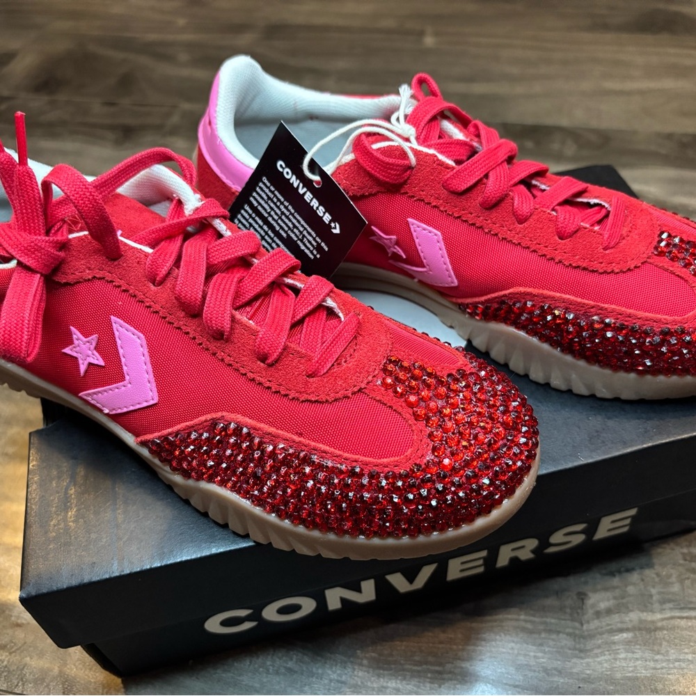 Converse Women's Red and Pink Sneakers